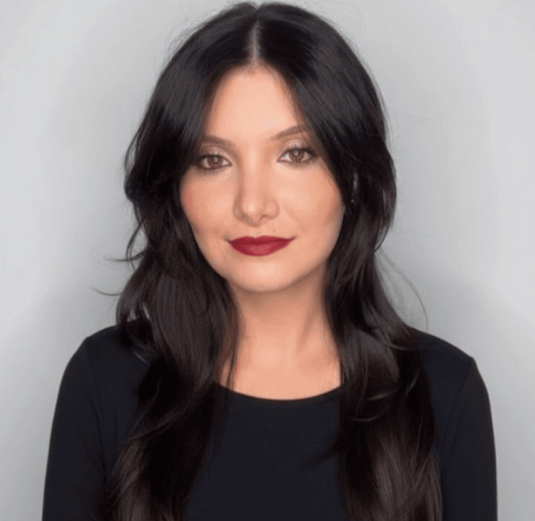 Headshot of Rebeca T., Senior Content Writer at 1Digital® Agency