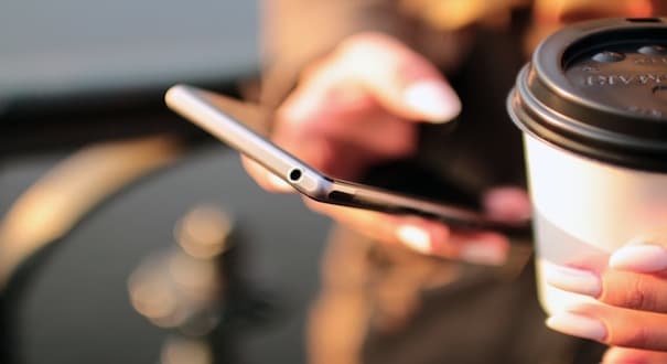 4 Reasons Why You Should Consider an eCommerce Mobile App