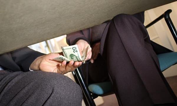 (Controversial insider tip exposed!) Boost sales by exploiting industry blogs